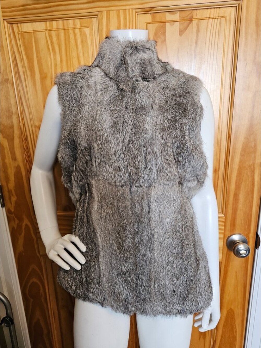 MICHAEL Michael Kors Women's Size Large 100% Real Rabbit Fur Vest